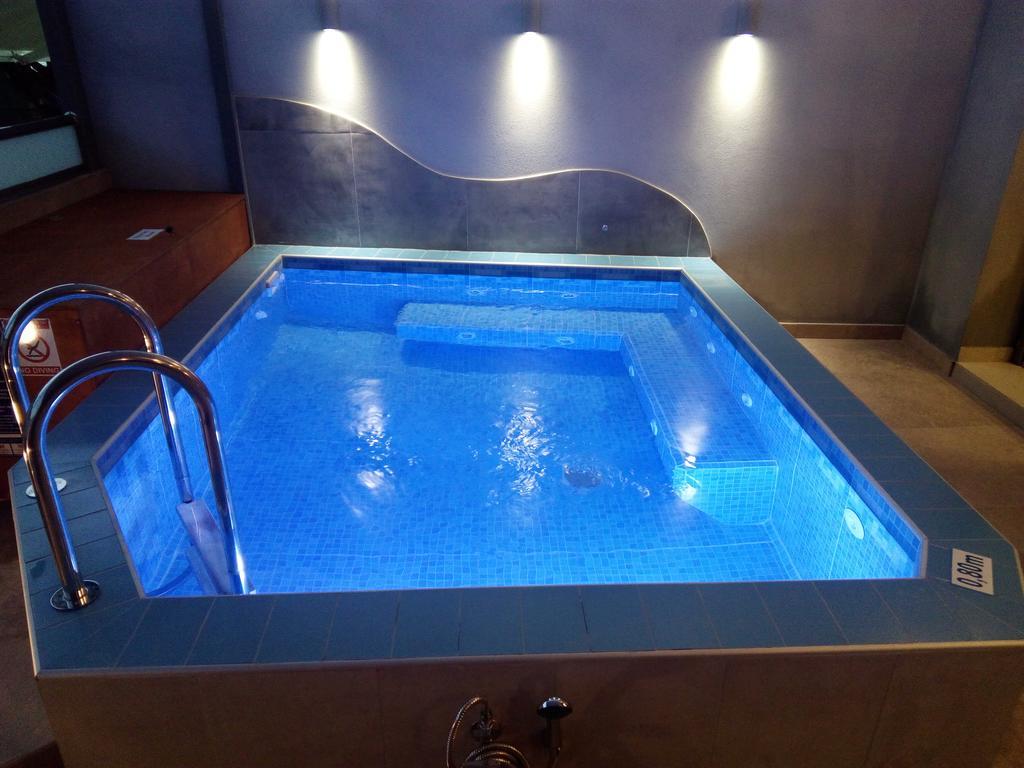 חאניה Utopia Luxury Apartment מראה חיצוני תמונה
